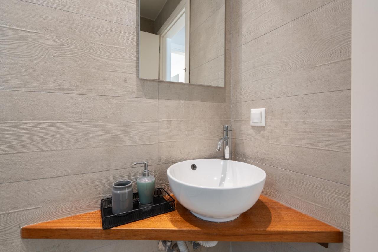 Classy Apartment In Koukaki, Walk To Metro & Acropolis 雅典 外观 照片
